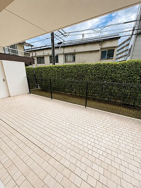 開放感のある専用テラス付！「※掲載写真は掲載用に加工・編集しております。実際の状態とは異なる場合がございます。」