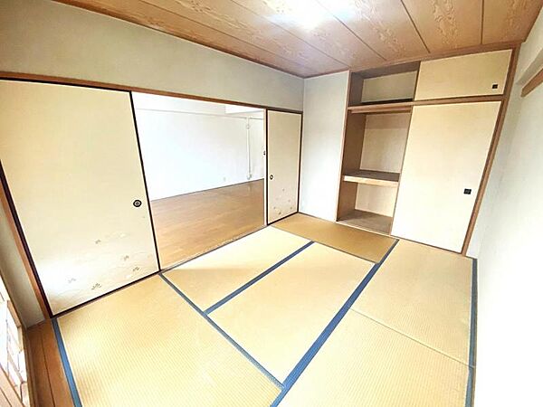 押入れ付きです♪