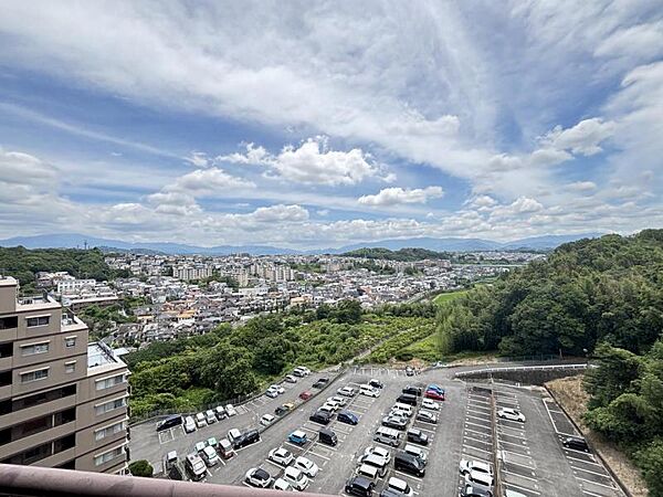 開放感たっぷりの眺望で、毎日が特別なひとときに感じられます。