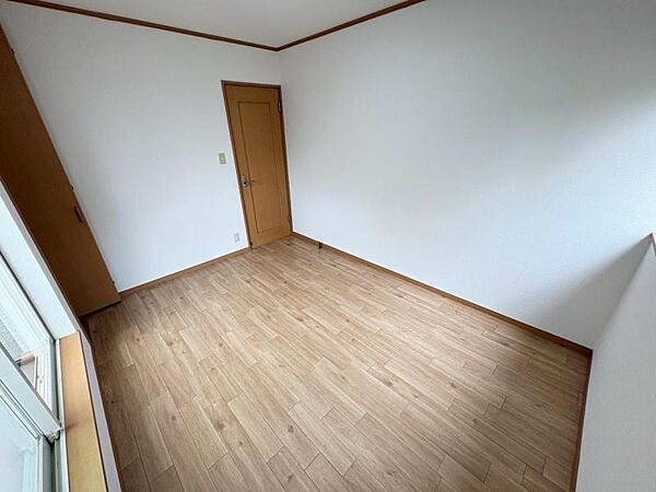 仕事や趣味のスペースとしても活用できる、多用途に使える部屋。