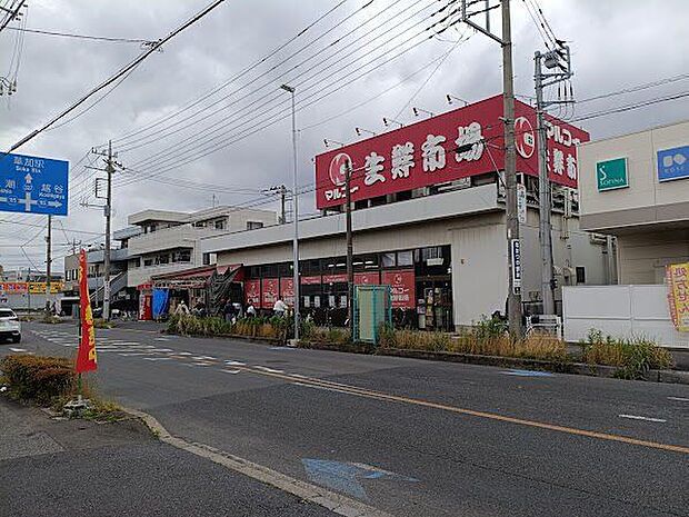 マルコー生鮮市場 稲荷店 730m