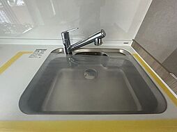 新栄町住宅