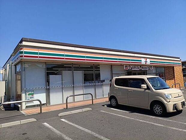 セブンイレブン 草加北谷2丁目店 890m