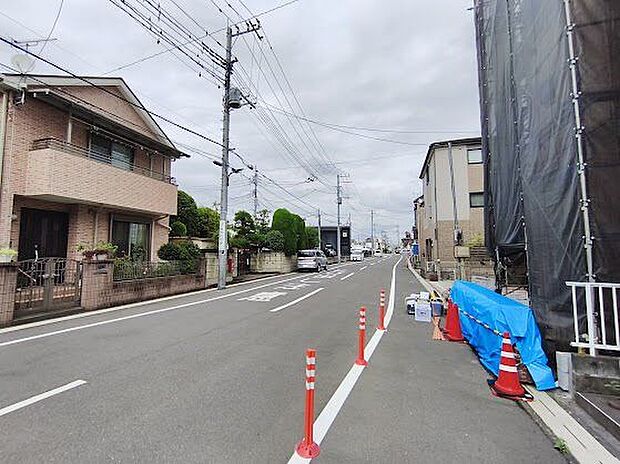 前面道路含む現地写真