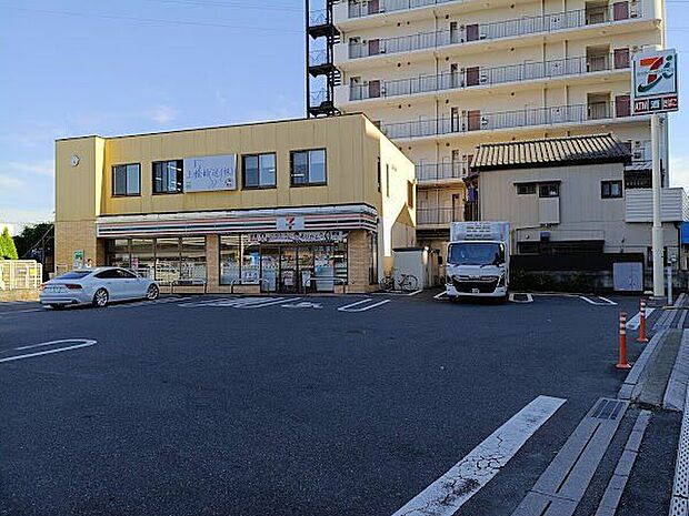 セブンイレブン 草加吉町2丁目店 420m