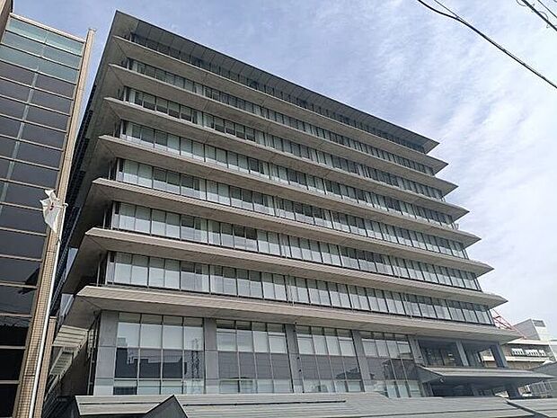 草加市役所 650m