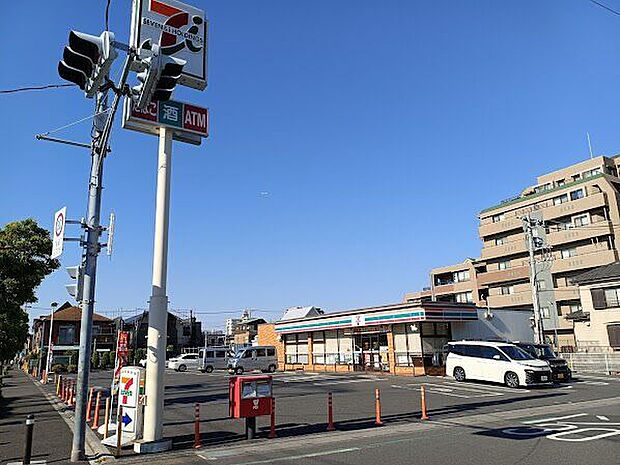 セブンイレブン 　草加吉町1丁目店 550m