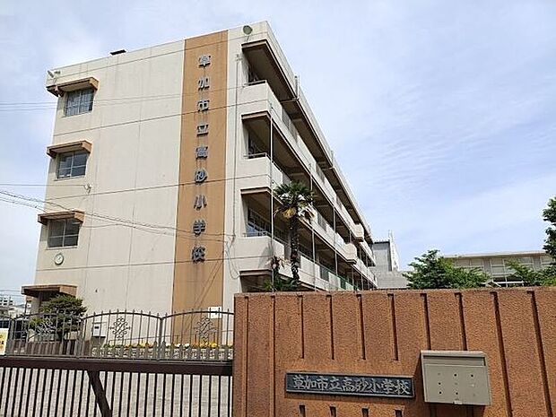 草加市高砂小学校 710m
