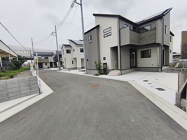 前面道路含む現地写真