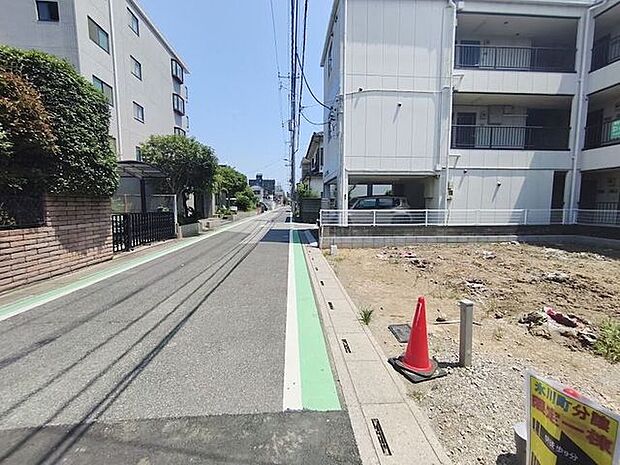 前面道路含む現地写真