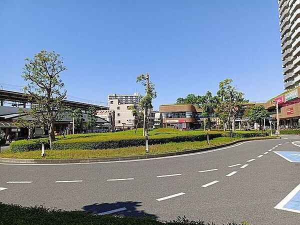 谷塚駅 610m