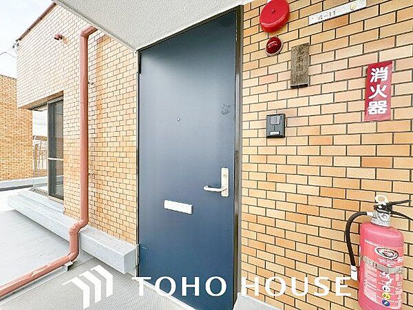 玄関はお家の顔としてすっきりとした素敵な空間に。印象のよい玄関は爽やかな住まいへの入り口です。