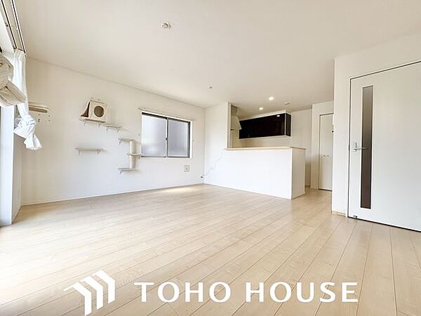 豊かな居住性と、クオリティが見事に調和した住空間は、住まうことの喜びを感じさせてくれます。