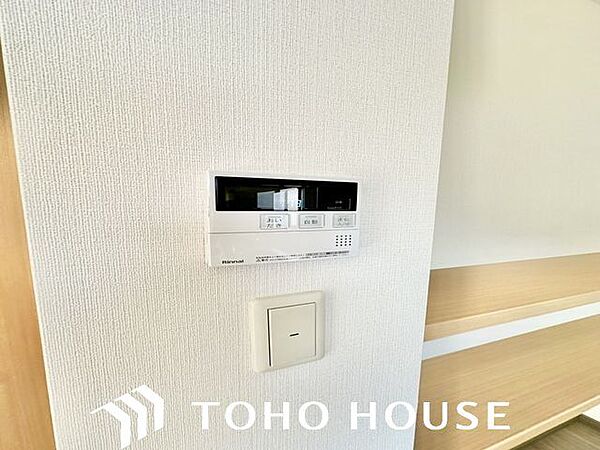 おふろの「おいだき」ができるリモコン。多彩な機能満載のリモコンは、毎日のお湯ライフをより楽しく便利に。