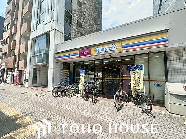 ミニストップ車道店 180m