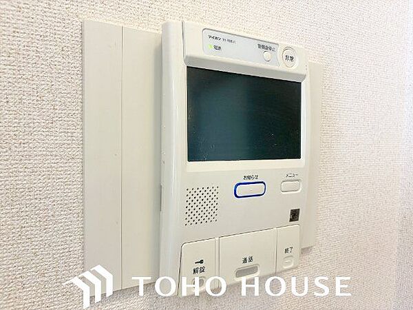 「見える安心」をカタチにしました。誰が来てもわかる様にモニター付きインターホンを設置。