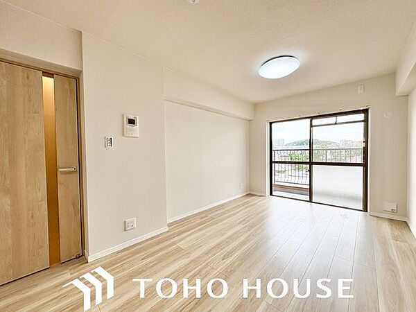 洗練されたデザインと機能性が織りなすこだわりの住空間。ゆったりとした時間をお過ごしください。