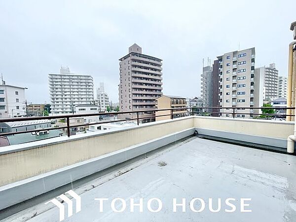 お食事、お洗濯、ガーデニング・・・使い方はあなた次第のルーフバルコニー