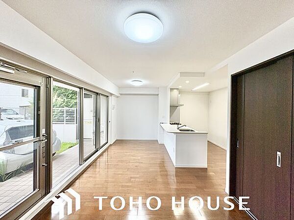 お気に入りのこの場所。いつもと変わらない週末のひととき。寝る前のひととき、自由に自分スタイルを。