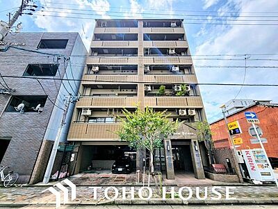 外観:時代と共に変わりゆく街並みと、住む人の変わらない思いを融合。いつまでも誇りに思える住まいへ。 外観:時代と共に変わりゆく街並みと、住む人の変わらない思いを融合。いつまでも誇りに思える住まいへ。