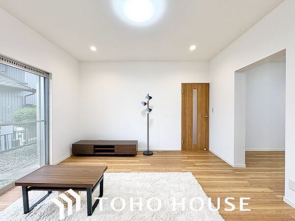 お気に入りのソファで一日ゆったりとくつろぐ時間を最優先にする。そんなスタイルをかなえられる空間です。