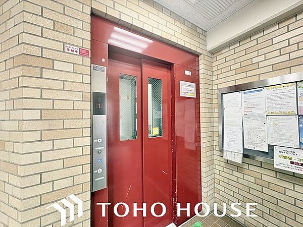 エレベーター完備。