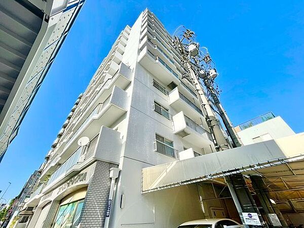 時の流れと共に魅力が深まった外観は、やすらぎ感と上質感を演出します。