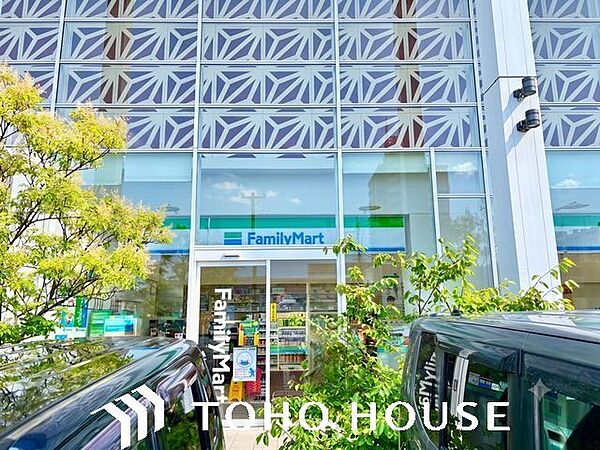 ファミリーマートZENT名古屋北店 550m