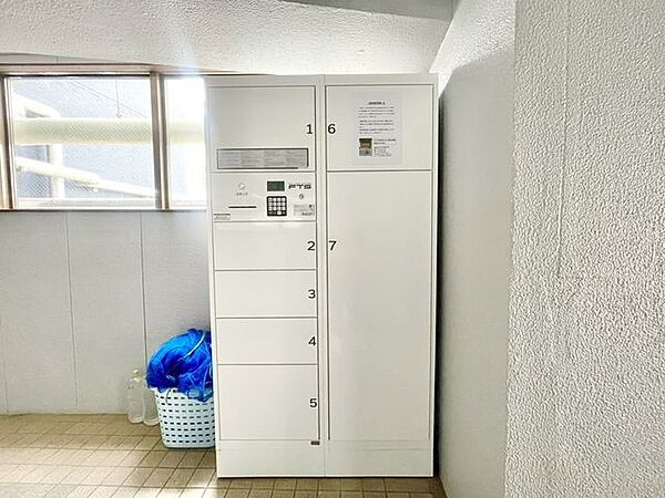 宅配ボックス