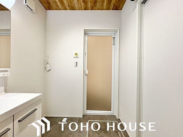 一日の始まりと終わりを心地よく演出してくれるパウダールーム。