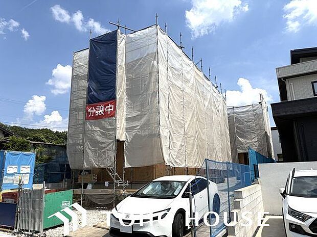 周辺は閑静な住宅街。ゆったりと落ち着いた時間をお過ごしいただけます。