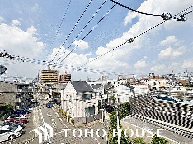 バルコニーに出た時には、頬をなでる優しい風を感じることが出来ます。つい深呼吸をしたくなります。