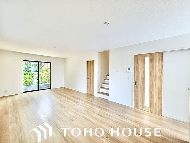 明るくあたたかいお住まい。吹きぬける風を感じながら爽やかで風通しの良い暮らし。