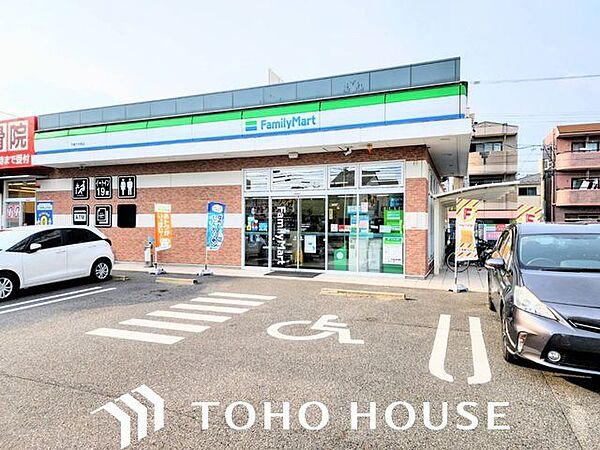 ファミリーマート千種今池南店 60m
