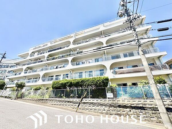 住む人がいつまでも心地良さを感じ続けられる多様な住空間を創造します。
