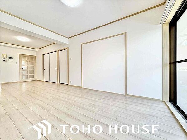 家族がつながりながら、それぞれの時間も楽しめる。そんな相反する希望を両立できる上質な住まいです。