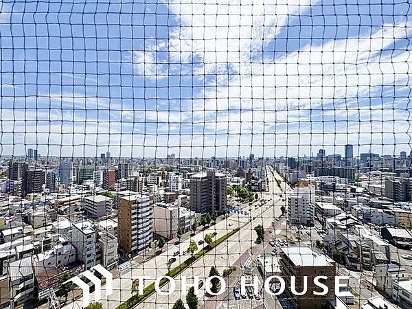 バルコニーに出た時には、頬をなでる優しい風を感じることが出来ます。つい深呼吸をしたくなります。