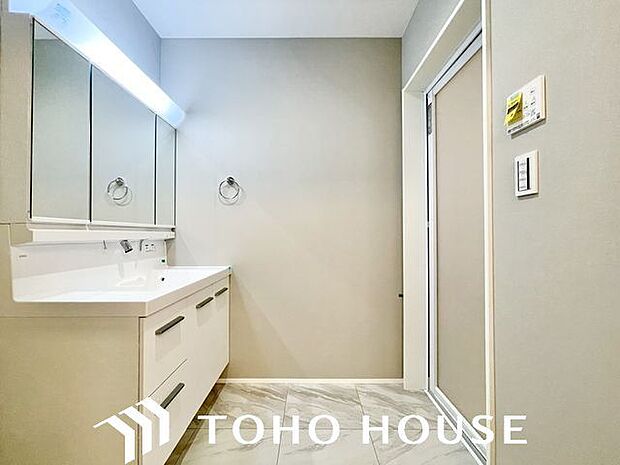 一日の始まりと終わりを心地よく演出してくれる、多彩な機能が備えられたパウダールーム。