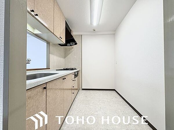 料理を楽しみ、会話を楽しみ、生活を楽しむ。キッチン空間から多くの喜びがうまれ、日々の暮らしを満たします。