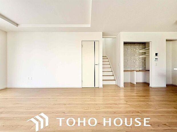 会話が弾むリビング、料理が愉しくなるキッチン。家は、ただ生活する場ではなく、暮らしを愉しく、快適に。