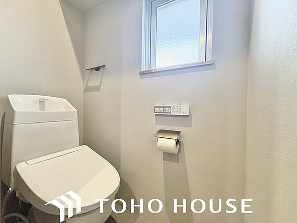 毎日使う場所だからこそ、使い勝手を考慮しました。白を基調に、飽きのこない空間に。