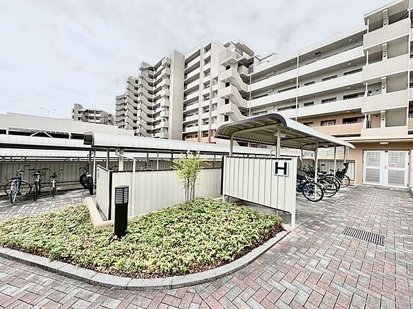 洗練されたデザインと機能性が織りなすこだわりの住空間。ゆったりとした時間をお過ごしください。