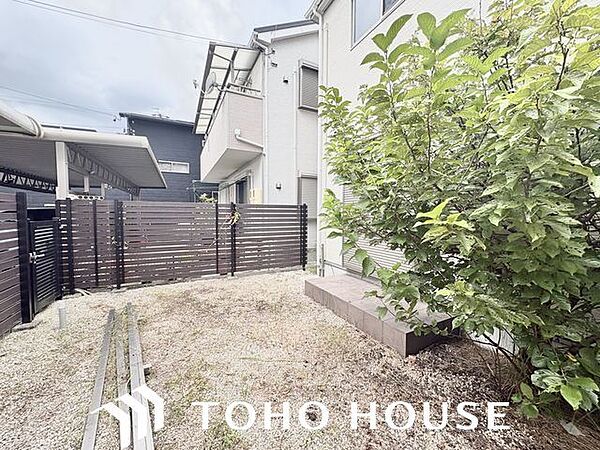 お好きなお花を植えたり、はたまた家庭菜園をはじめてみたり、日々の生活に潤いを与えてくれるはずです。