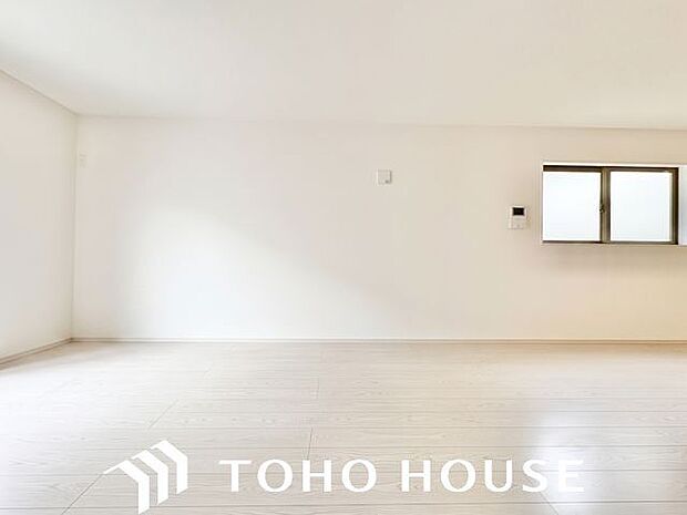 快適に過ごす条件は、一人ひとり違います。居住していく中であなただけのマイホームに創り上げて下さい。 (生成AIにより家具を消し、空室イメージを再現しています。)