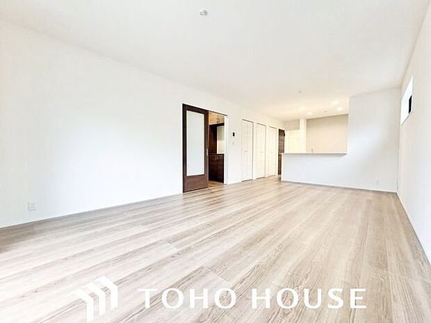 家のあちこちから、賑やかなひとコマが溢れ出す。そんな暮らしを予感させてくれます。