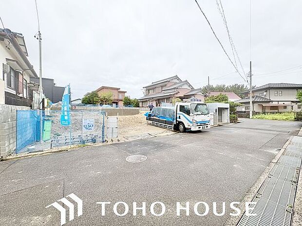 家族ひとりひとりが笑顔になれる邸宅を、この土地にイメージしてみてください。誇りに思える住まいを実現。