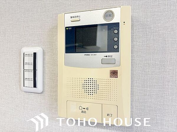 「見える安心」をカタチにしました。誰が来てもわかる様にモニター付きインターホンを設置。