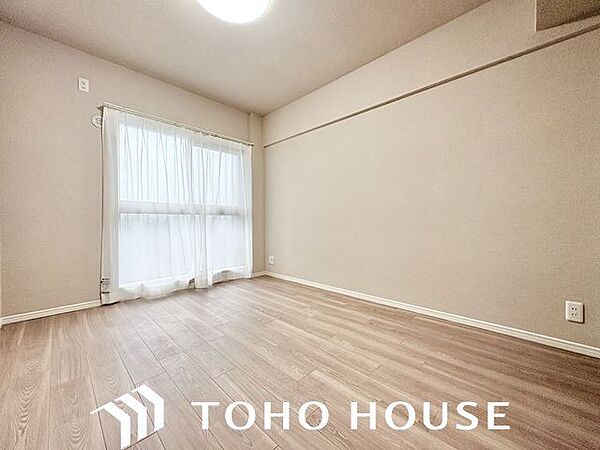 家族一人ひとりの大切なプライベート空間。趣味・感性で飾って頂けるようシンプルに仕上げてあります。