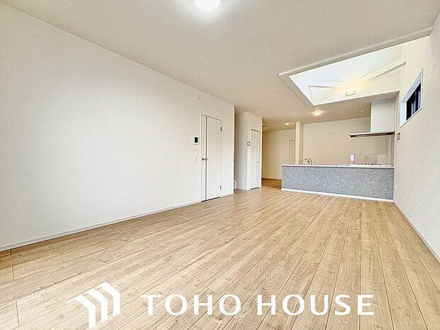 洗練されたデザインと機能性が織りなすこだわりの住空間。ゆったりとした時間をお過ごしください。