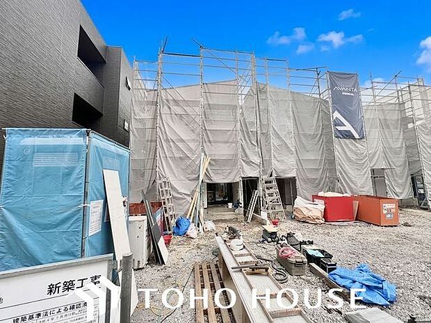 住まいは明日へのエネルギーを養うオアシスだとすれば、穏やかに過ごしながらも元気のでる存在でなければなりません。(空の加工を生成AIで行っています)
